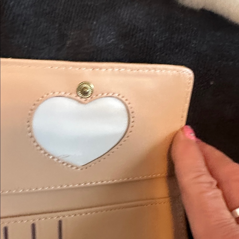 Wallet - Picture 3 of 8